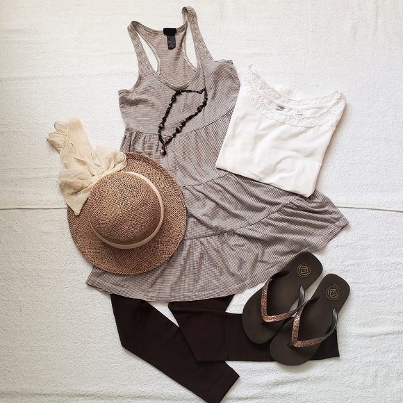 H&M Dresses & Skirts - 🐱H & M Brown Striped Tunic Sundress